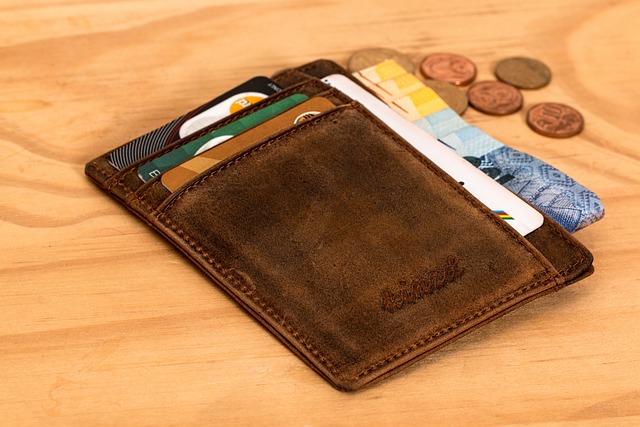 wallet-2668549_640